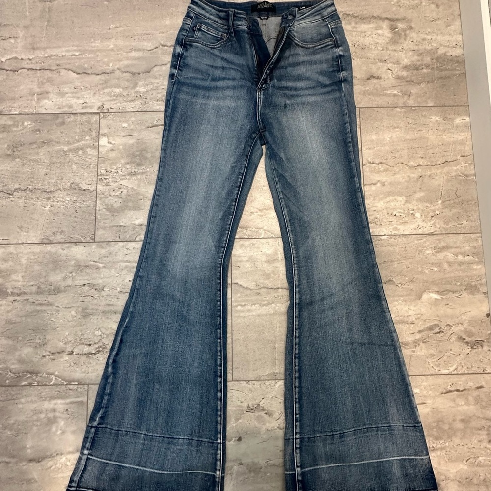 Judy Blue Women's Blue Flared Jeans